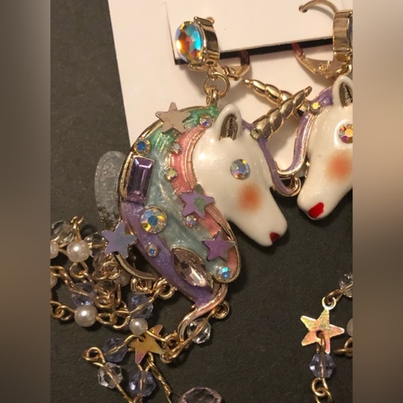 Betsey johnson unicorn tassel dangling gemstone chandelier earrings new‎ - Picture 6 of 15